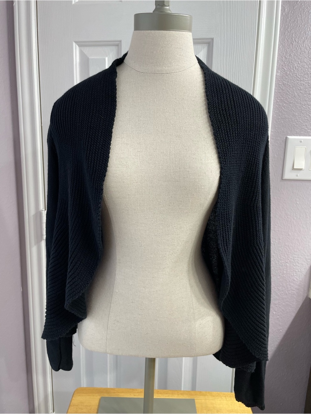 Chico's Black Open-Front Knit Shrug Cardigan Medium (Chico’s 1)